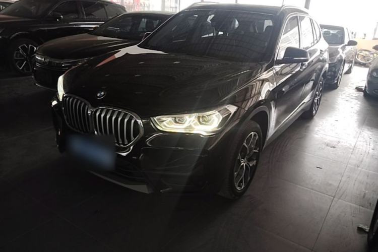 BMW X1 2020 — фото 1