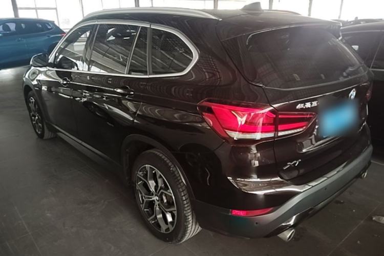 BMW X1 2020 — фото 4