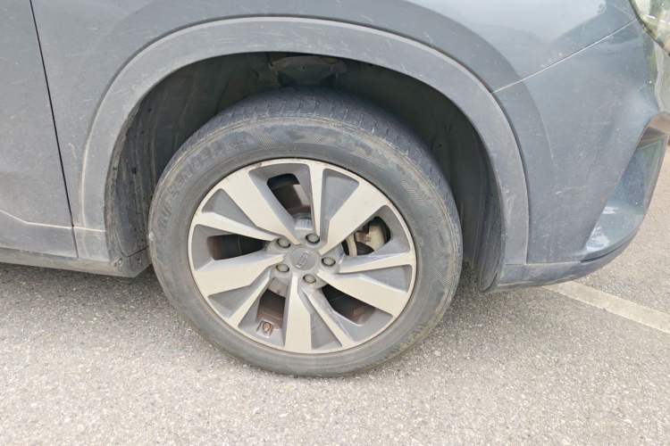 Geely Haoyue 2020 — 5
