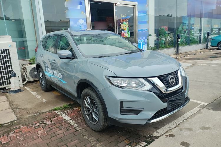 Nissan X-Trail 2025 — 3