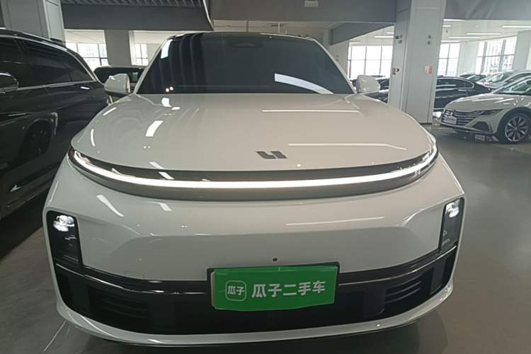 Li Auto L7 2023 — 2