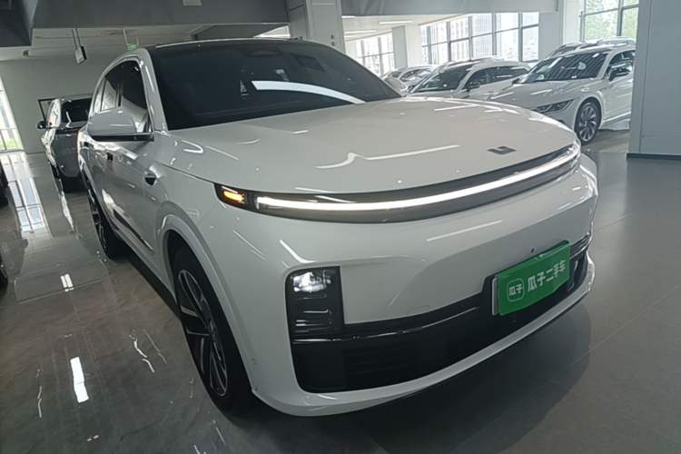 Li Auto L7 2023 — 3