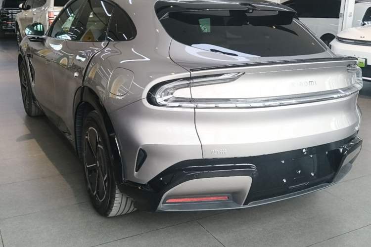 Xiaomi Auto YU7 2025 — 4