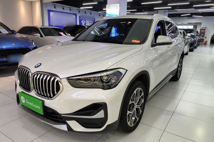 BMW X1 2021 — фото 1