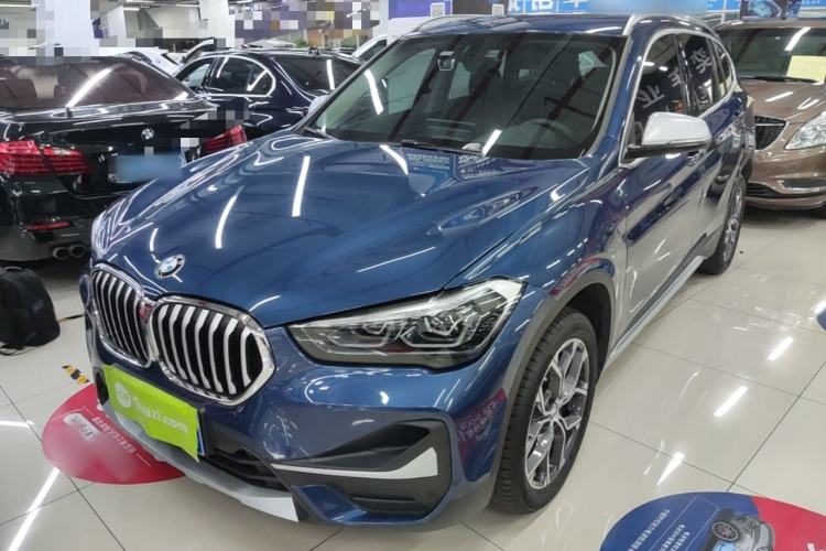 BMW X1 2021 — фото 1