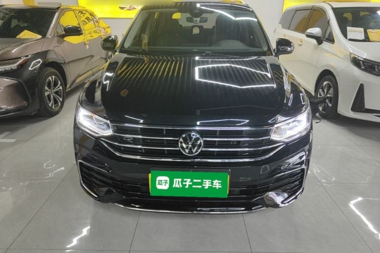 Volkswagen Tiguan L 2023 — фото 2