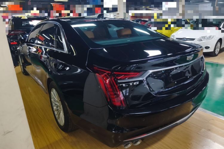 Cadillac CT6 2021 — фото 4