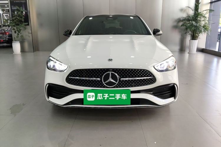 Mercedes-Benz C 260 L 2024 — 2