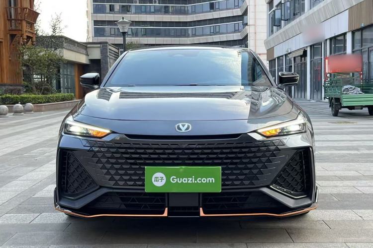 ChangAn UNI-V 2022 — 2