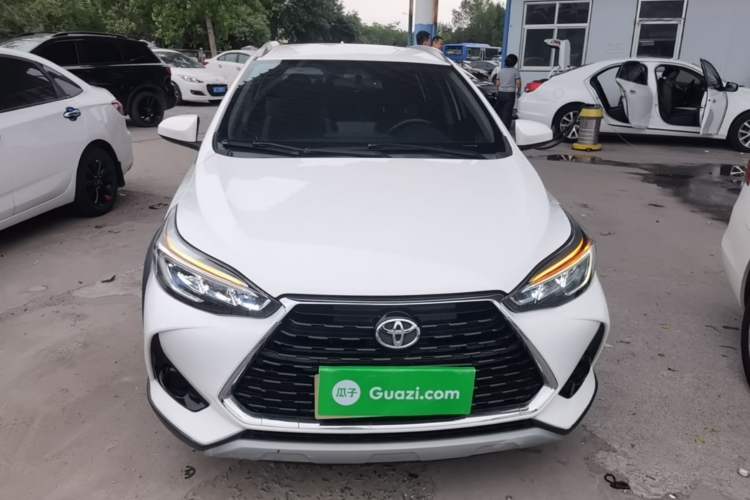 Toyota Yaris 2021 — 2