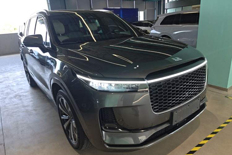 Li Auto ONE 2021 — 3