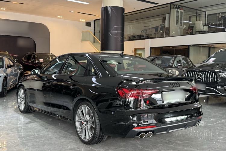 Audi S4 2024 — 4