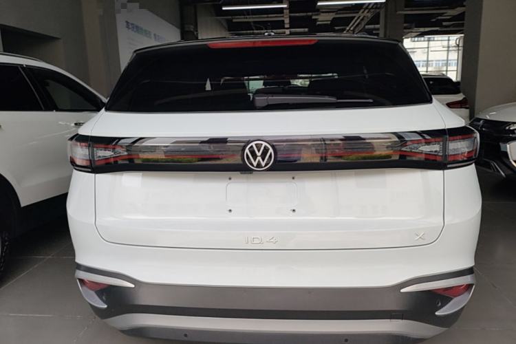 Volkswagen ID.4 X 2023 — 5