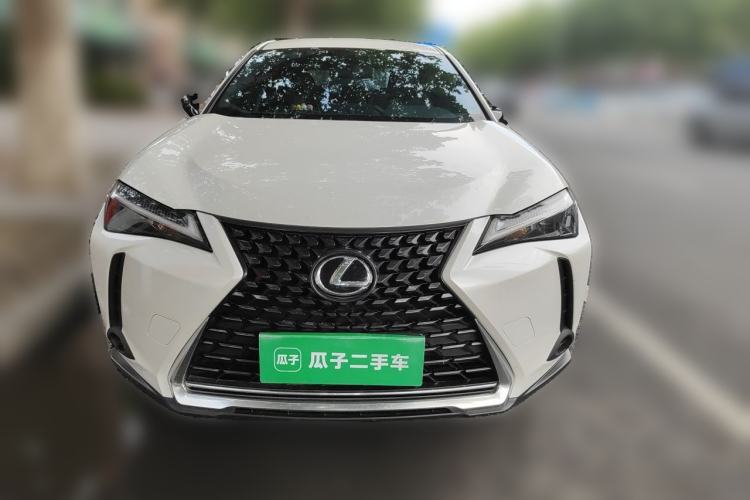 Lexus ux 2022 — фото 2