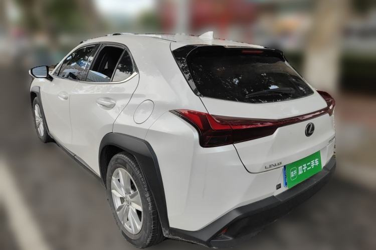 Lexus ux 2022 — фото 4