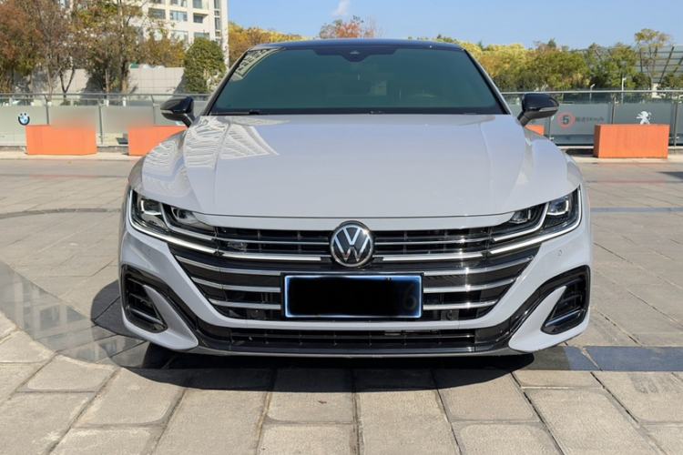 Volkswagen CC 2024 — 2