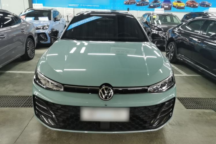 Volkswagen Passat 2025 — 2