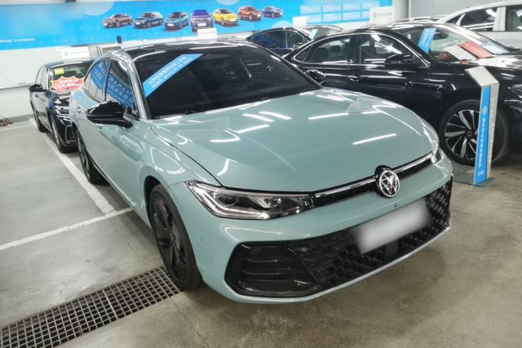 Volkswagen Passat 2025 — 3