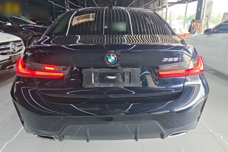 BMW 325i 2023 — 5