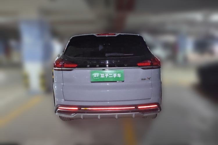 Geely Emgrand X7 2022 — 5