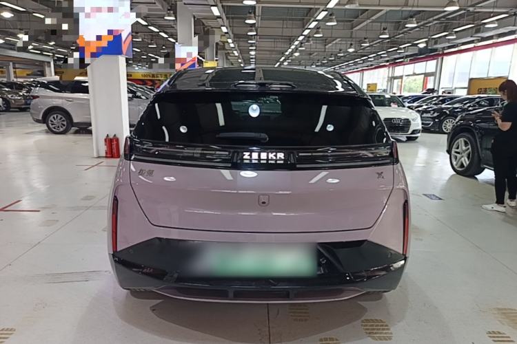 Zeekr X 2023 — 5