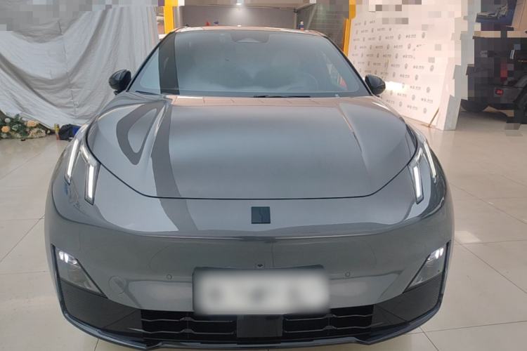 Lynk & Co Z20 2025 — 2