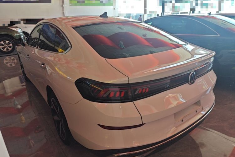 Volkswagen Lamando 2023 — фото 4