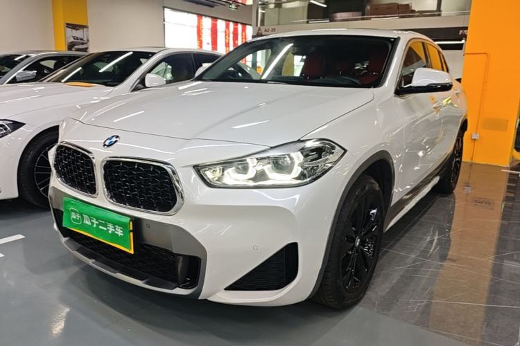 BMW X2 2023 — фото 1