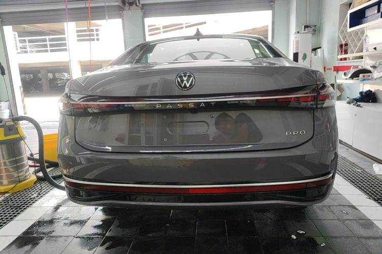 Volkswagen Passat 2025 — 5
