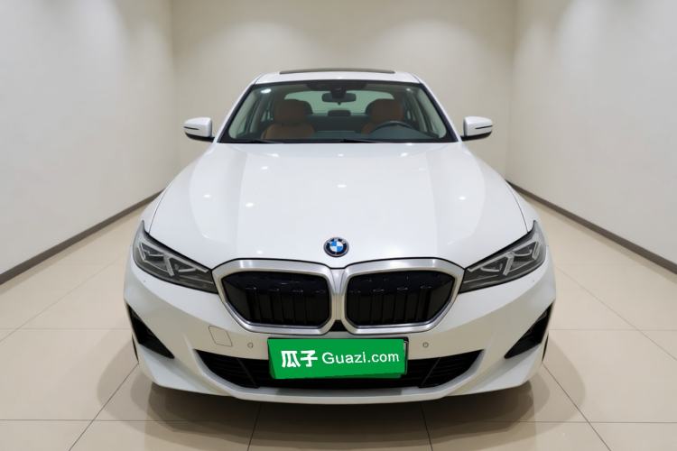 BMW i3 2022 — 2