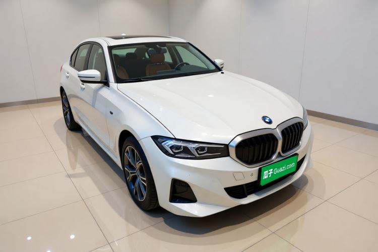 BMW i3 2022 — 3