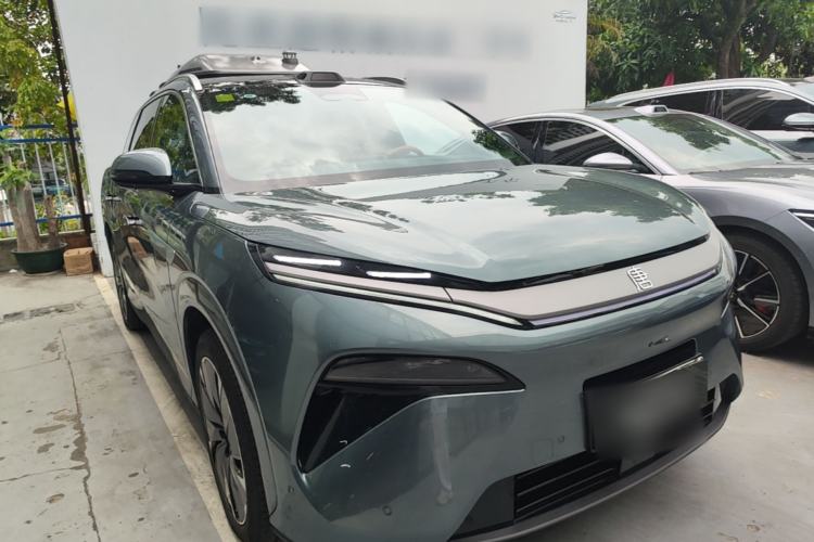 BYD Tang L 2025 — 3