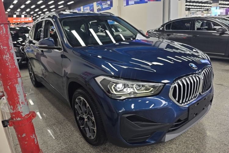 BMW X1 2021 — фото 3