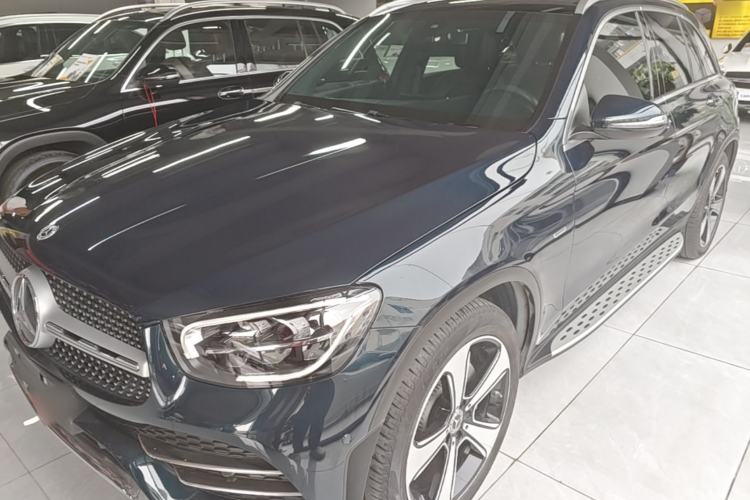 Mercedes-Benz GLC 300 L 2022 — фото 1