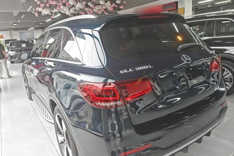 Mercedes-Benz GLC 300 L 2022 — фото 4