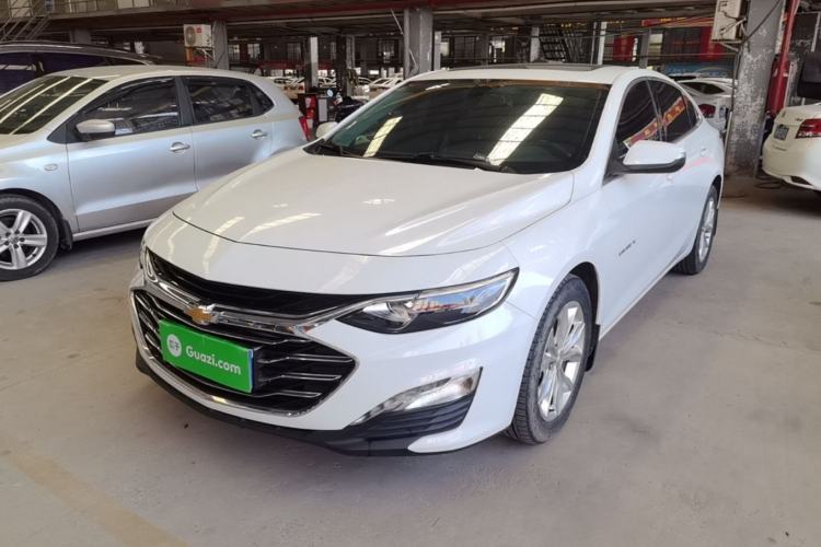 Chevrolet Malibu XL 2022 — фото 1