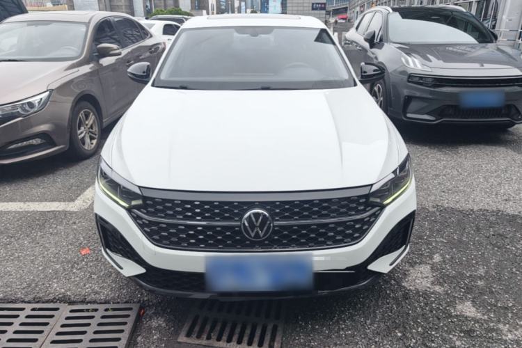 Volkswagen Lavida 2023 — 2