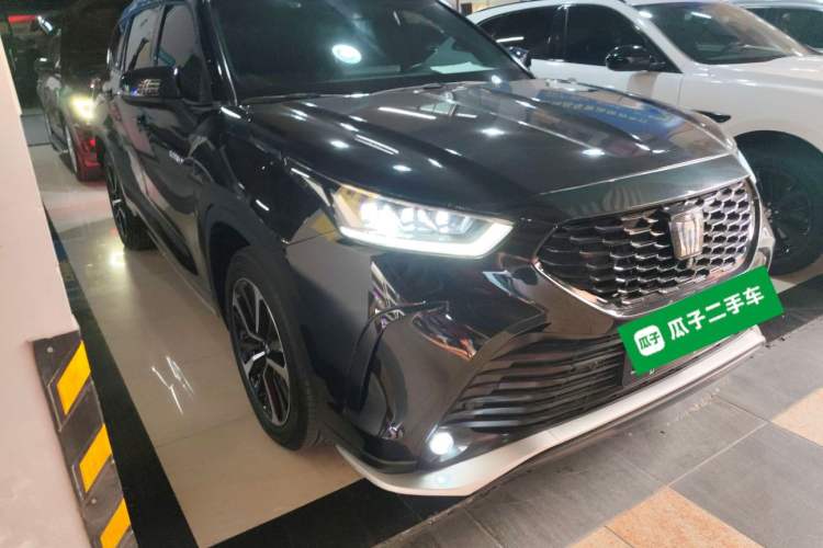 Toyota Highlander 2022 — 3