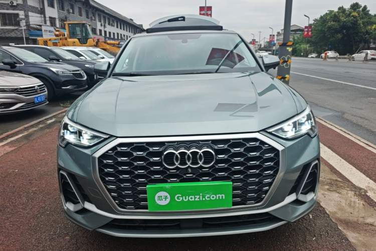 Audi Q3 2020 — 2