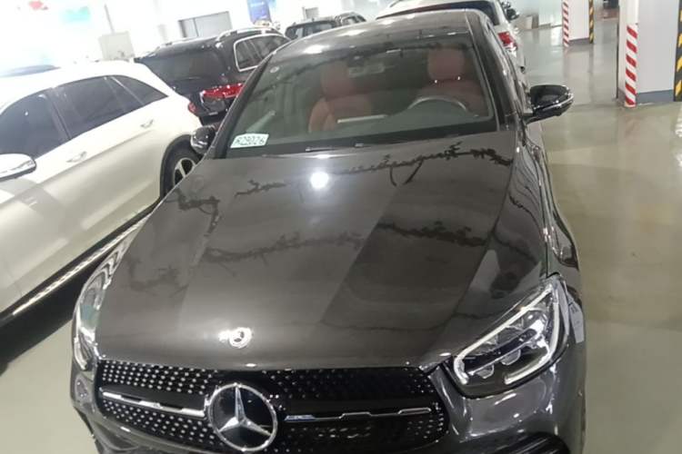 Mercedes-Benz GLC 260 2021 — 2