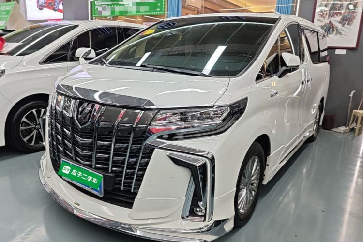 Toyota Alphard 2021 — фото 1