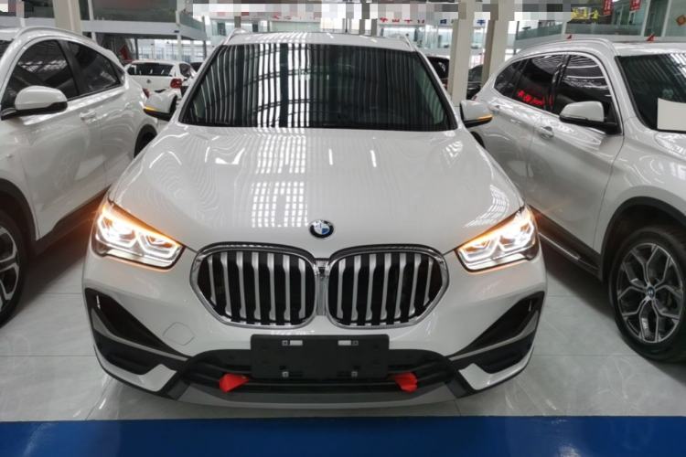 BMW X1 2022 — 2