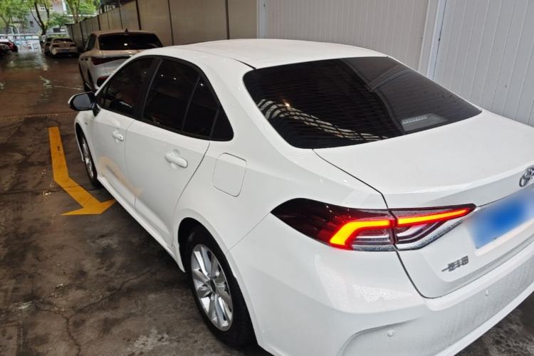 Toyota Corolla 2024 — 4
