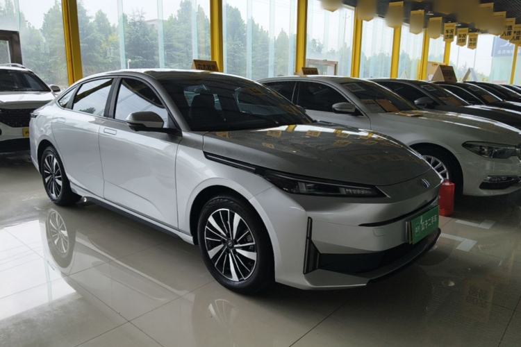 ChangAn NEVO nevo a05 2024 — фото 3