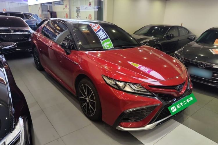 Toyota camry 2021 — фото 3