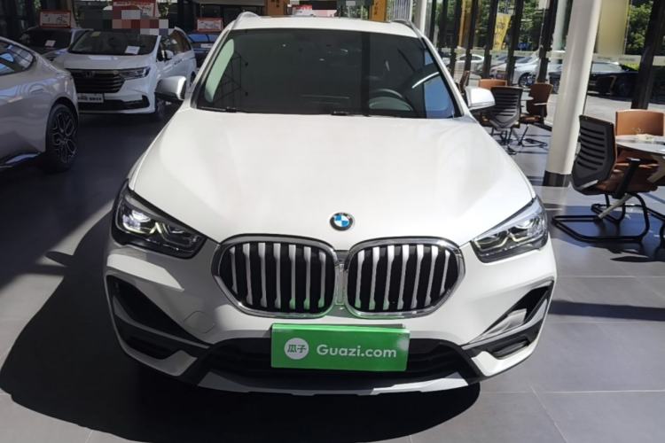 BMW X1 2022 — 2