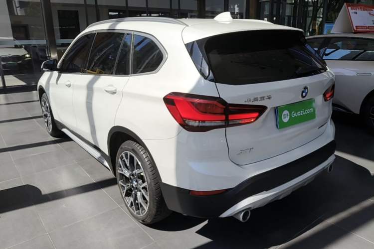 BMW X1 2022 — 4