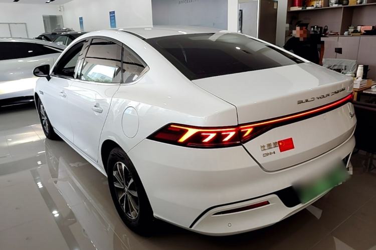 BYD Qin Plus 2023 — фото 4