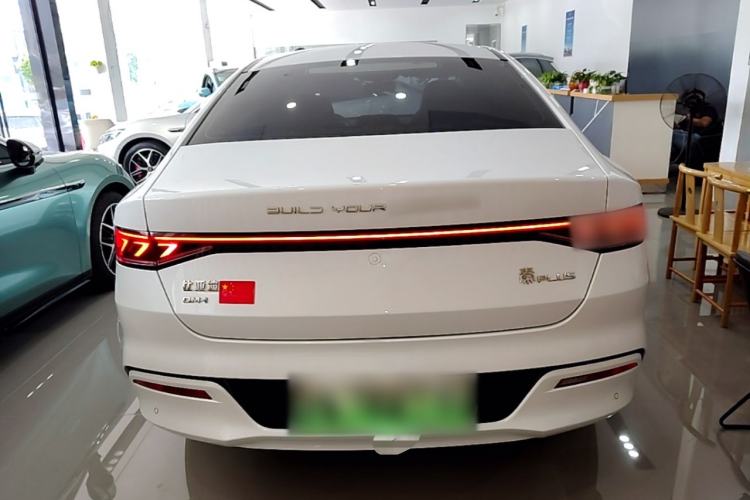 BYD Qin Plus 2023 — фото 5