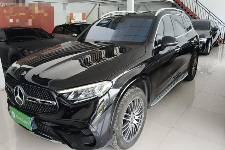 Mercedes-Benz GLC 300 L 2024 — фото 1